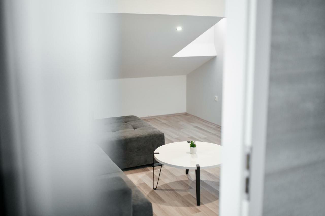 Grey Apartment Old Town Zadar Luaran gambar