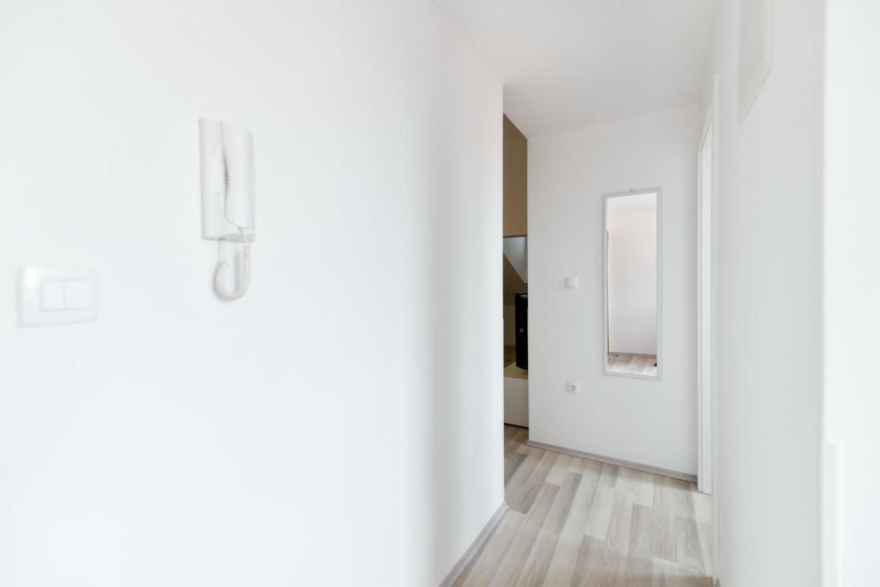 Grey Apartment Old Town Zadar Luaran gambar