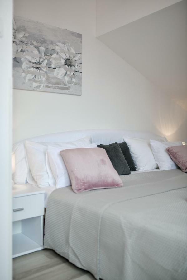 Grey Apartment Old Town Zadar Luaran gambar