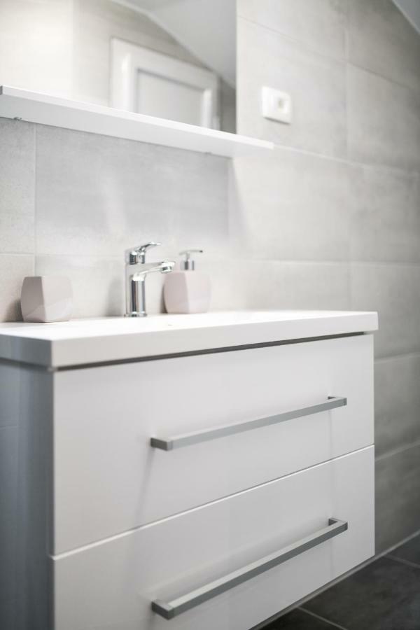 Grey Apartment Old Town Zadar Luaran gambar
