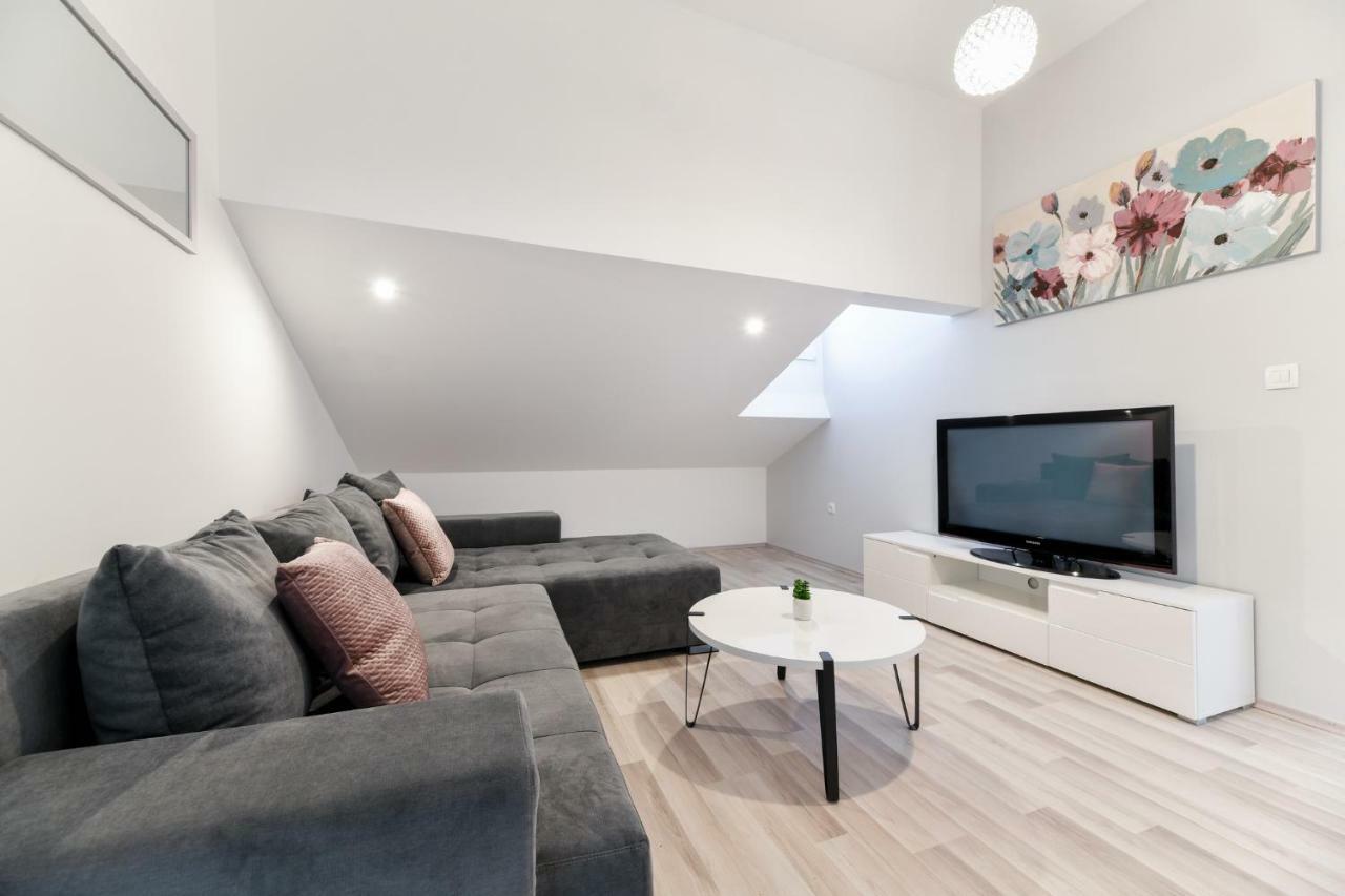 Grey Apartment Old Town Zadar Luaran gambar