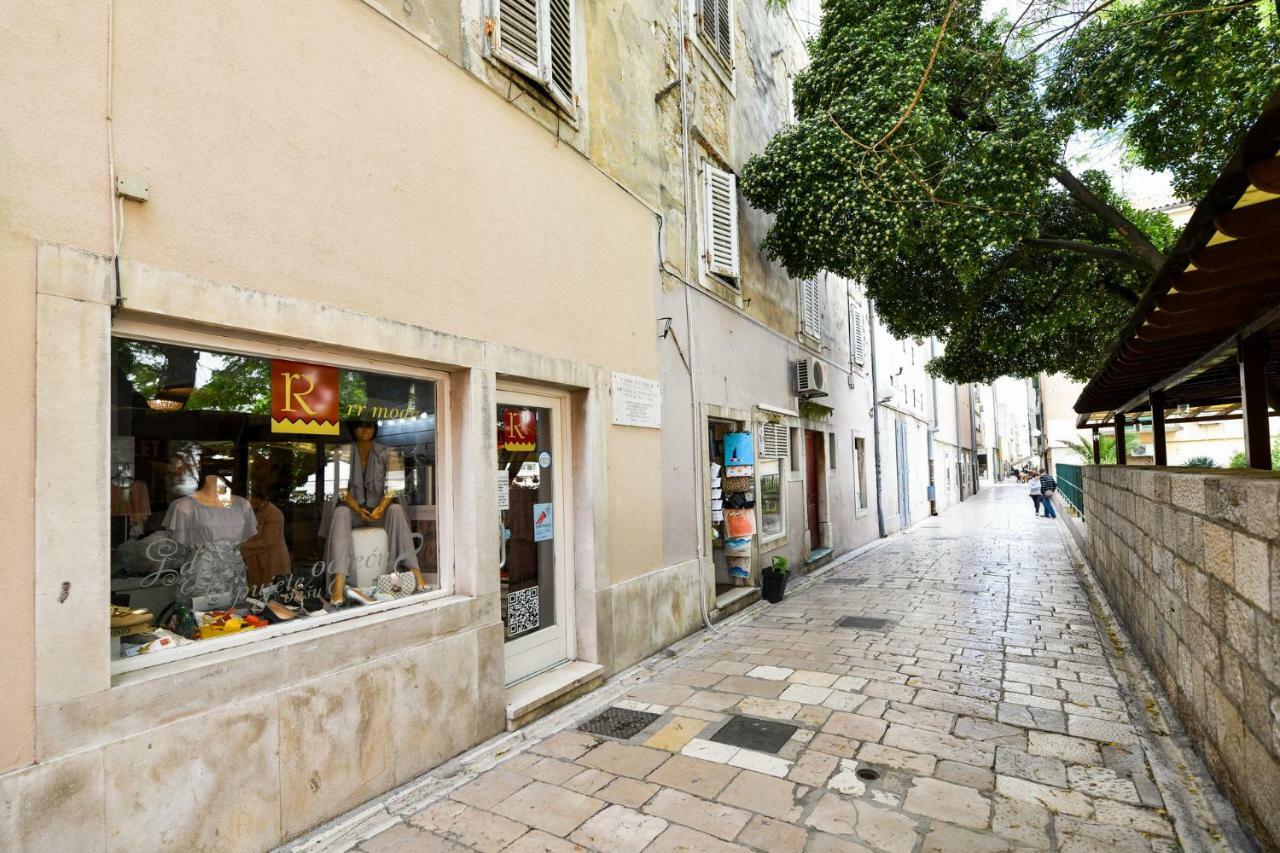 Grey Apartment Old Town Zadar Luaran gambar
